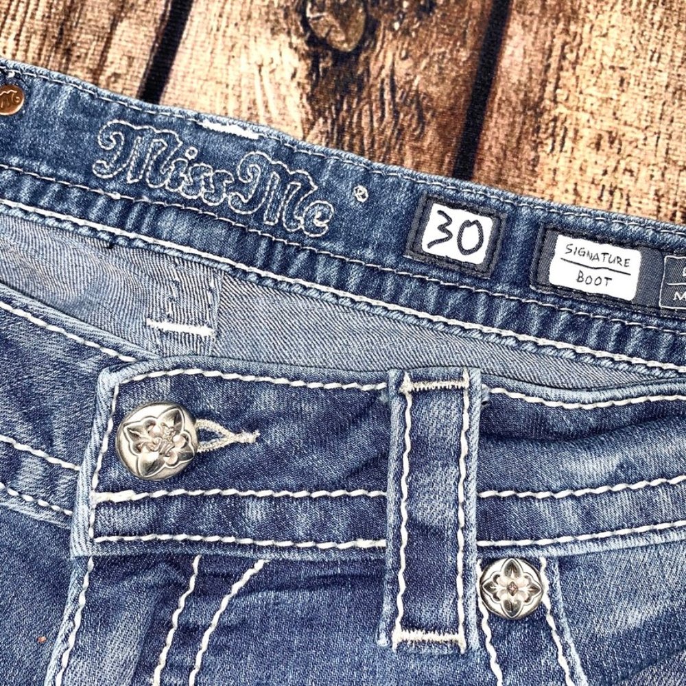 🚫SOLD! 👖|•MISS ME•| Signature Boot Jeans 30x33 L - Picture 4 of 8